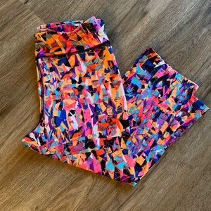 City Streets Capri Workout Leggings